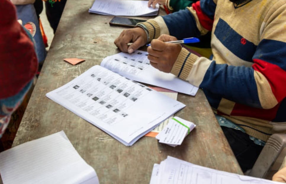 My Voting Experience: A Journey with the EVM